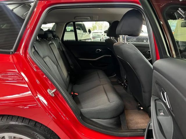 BMW 320 320d Touring