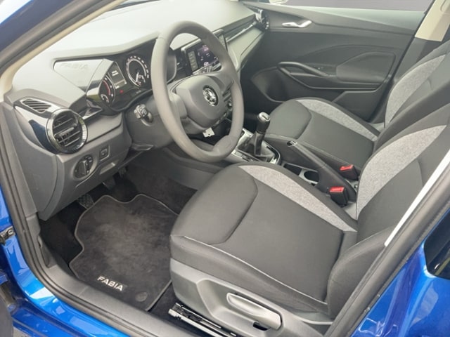 Skoda Fabia 1.0 MPI KLIMA+SITZHZG+PDC+BLUETOO+SMART LINK+LORDOSE+HILL HOLDER+AL LED ALU