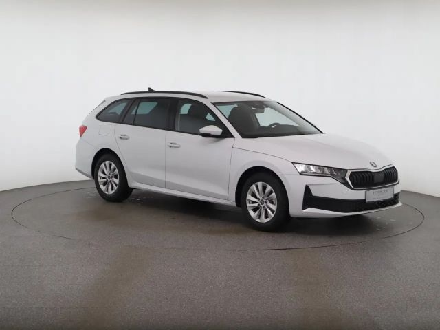 Skoda Octavia Essence TSI