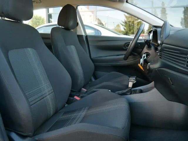 Hyundai Bayon Select