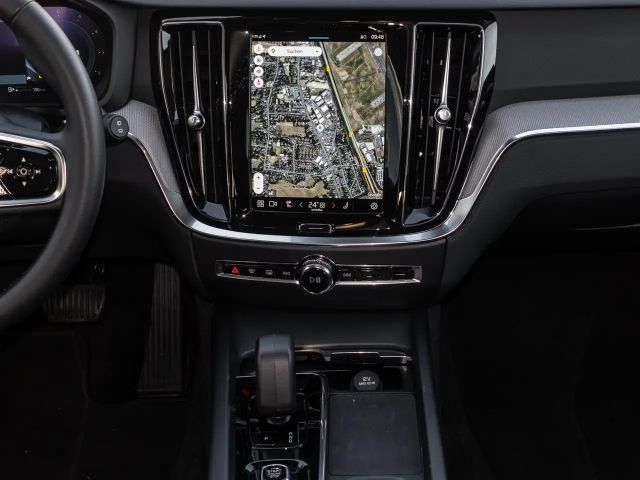 Volvo V60 Cross Country AWD Plus