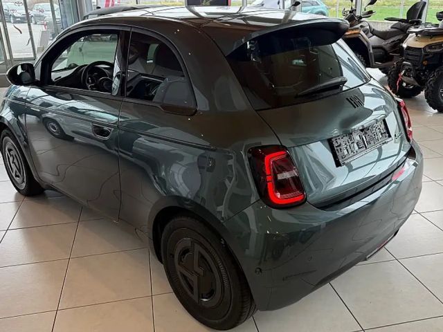 Fiat 500e 42 kWh