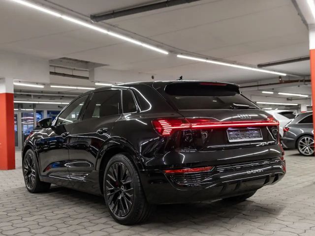 Audi Q8 e-tron 50 Quattro S-Line