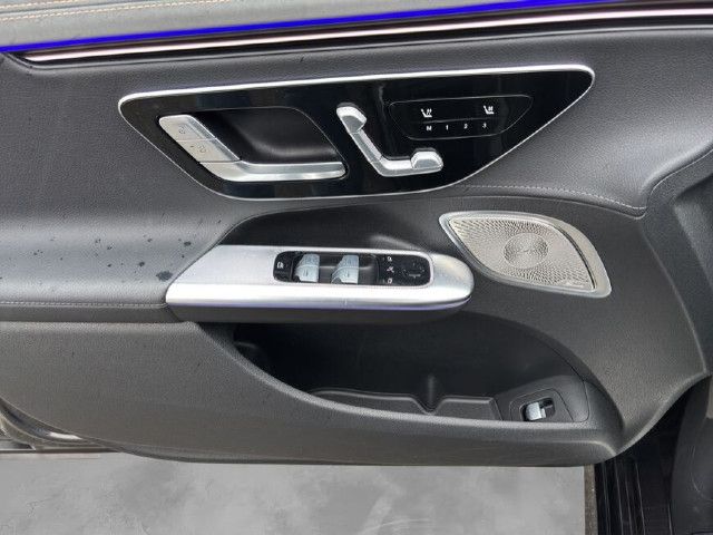 Mercedes-Benz EQE 350 Sedan