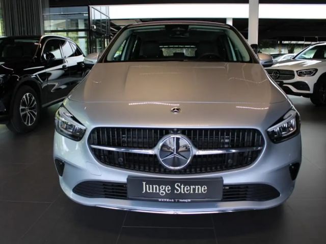 Mercedes-Benz B 180 B 180 d Premium Progressive