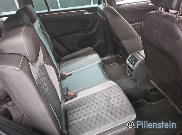 Volkswagen Tiguan DSG R-Line