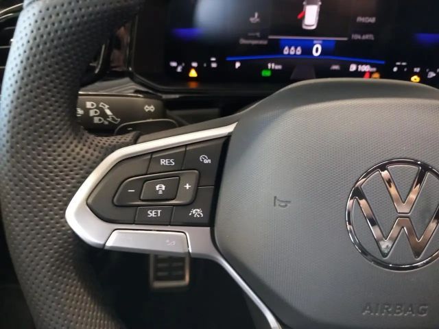 Volkswagen T-Roc 1.5 TSI DSG R-Line