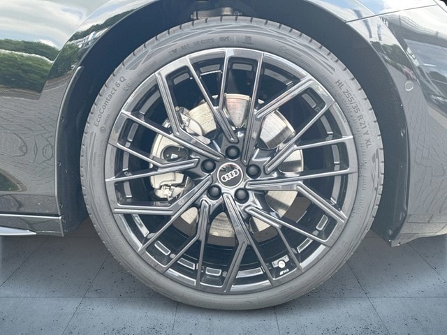 Audi A6 Avant Quattro S-Tronic