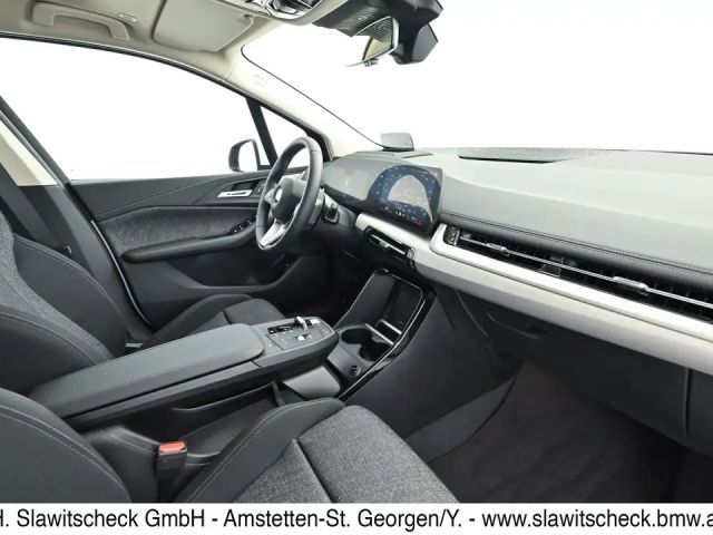 BMW 218 218d Active Tourer Sedan