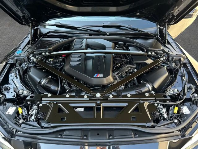 BMW M4 Cabrio Competition xDrive