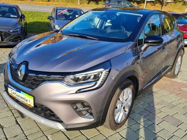 Renault Captur E-Tech Initiale Paris