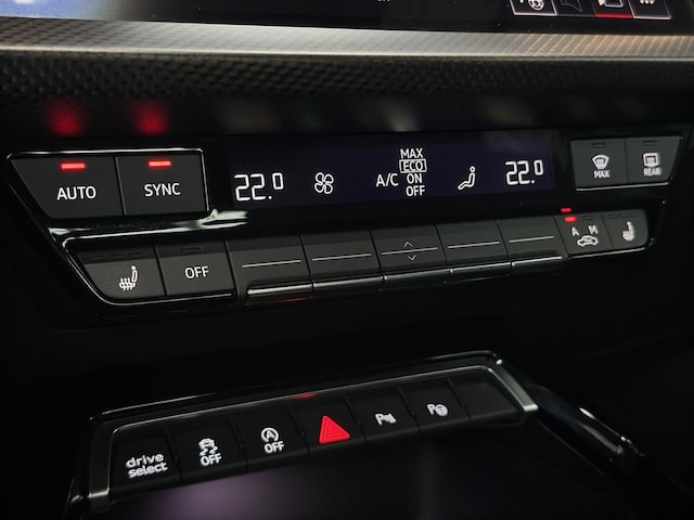 Audi RS3 Quattro S-Tronic Sedan