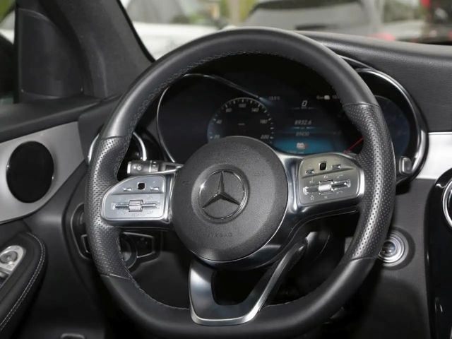 Mercedes-Benz GLC 300 4MATIC AMG Line