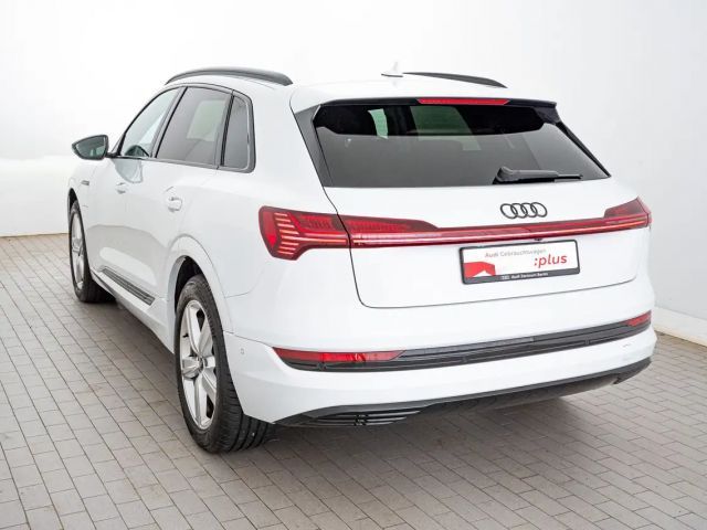 Audi e-tron 50