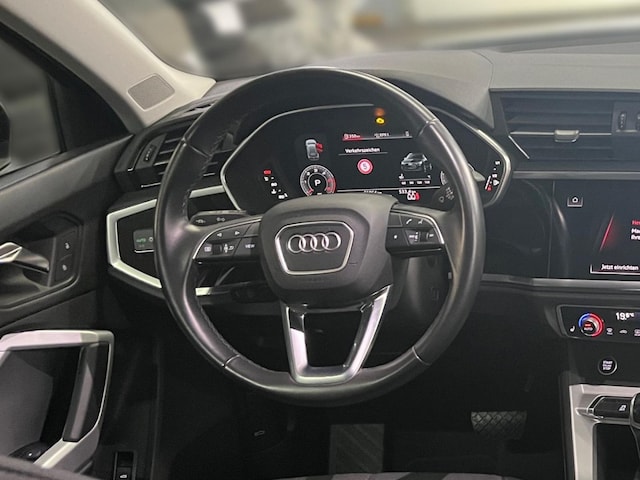 Audi Q3 35 TDI S-Tronic