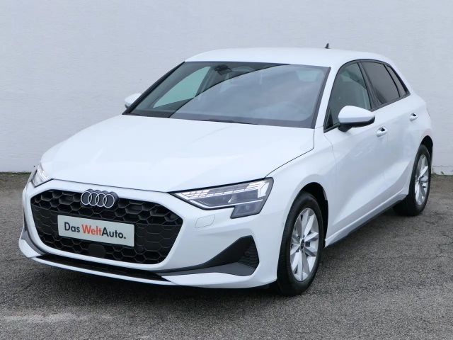 Audi A3 30 TFSI Sedan