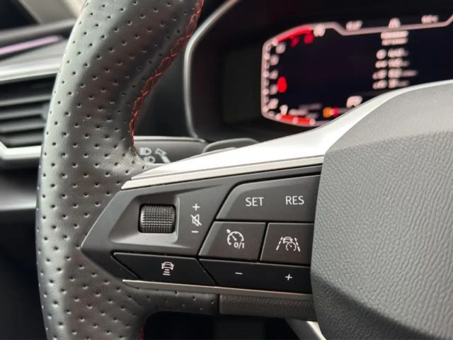 Seat Leon 1.5 eTSI FR-lijn Sportstourer