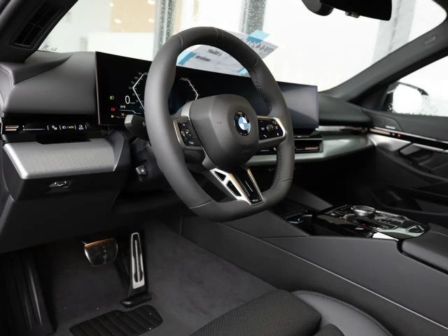 BMW 520 520d M-Sport Touring xDrive