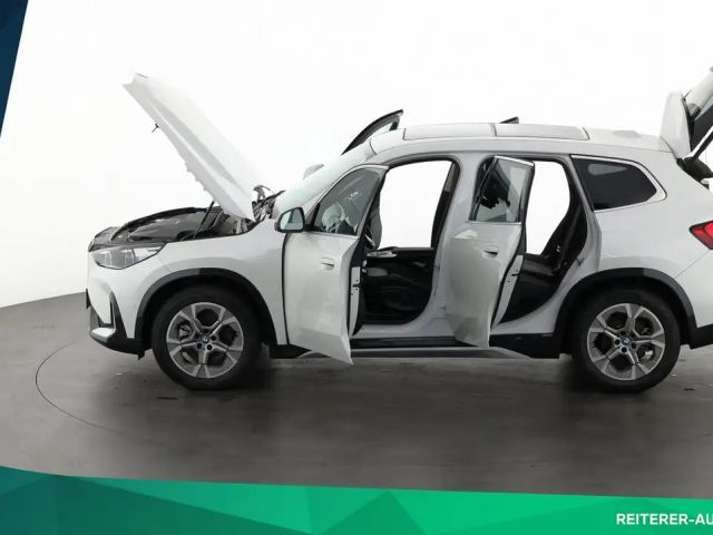 BMW iX1 xDrive30