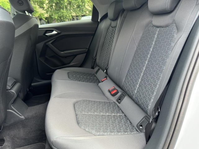 Audi A1 30 TFSI Allstreet