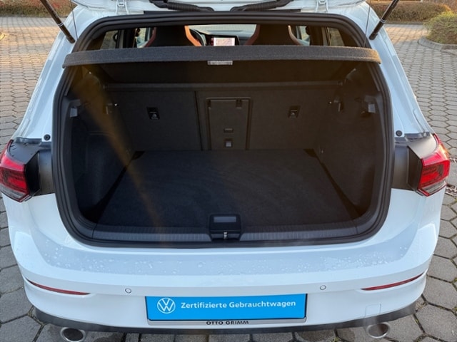 Volkswagen Golf 2.0 TSI DSG Golf VIII