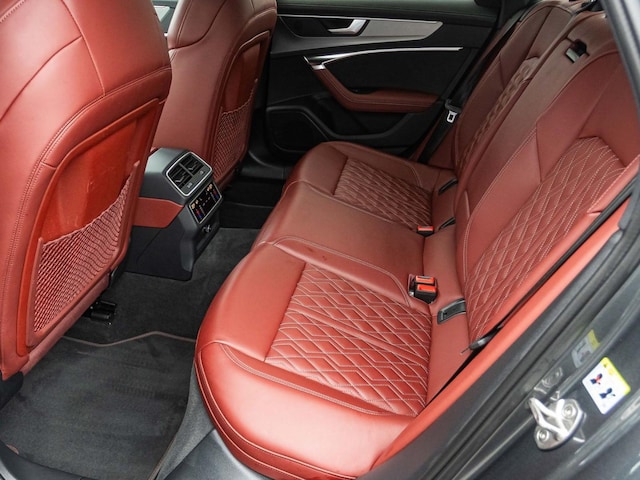 Audi S6 Quattro Sedan