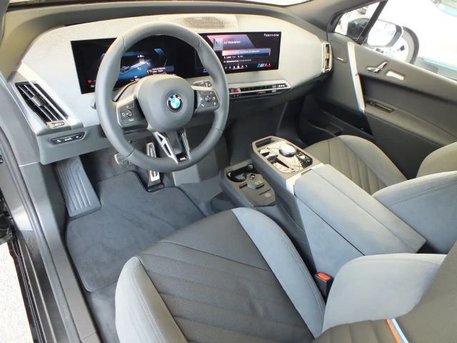 BMW iX xDrive45