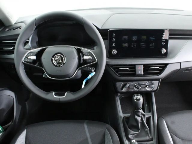 Skoda Scala Essence TSI