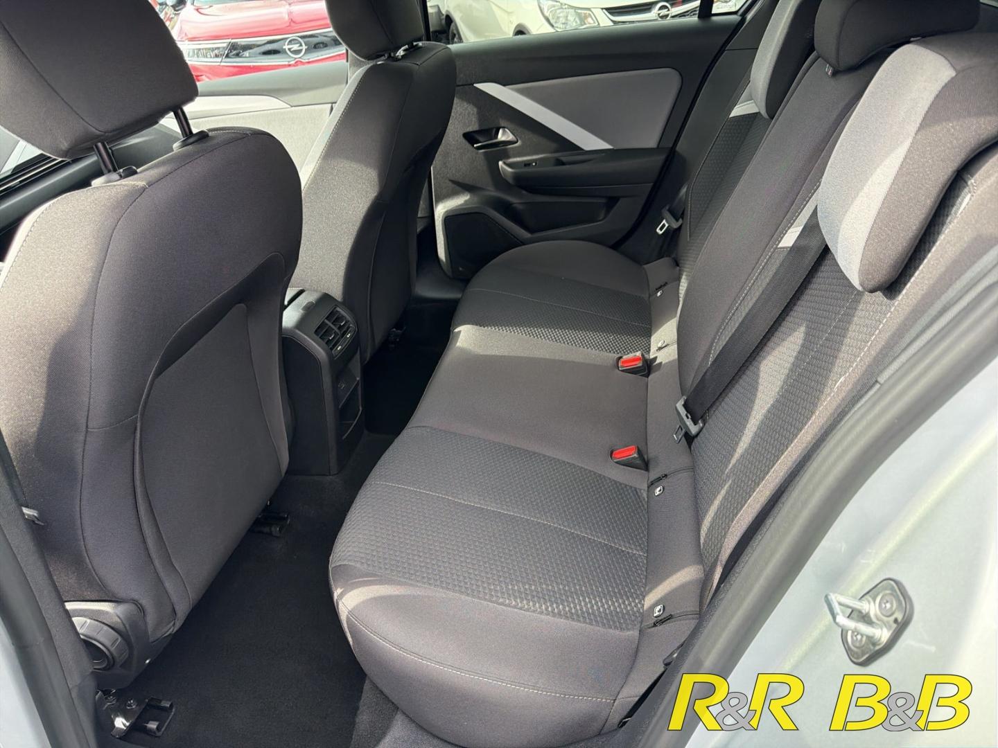 Opel Astra Edition Sports Tourer