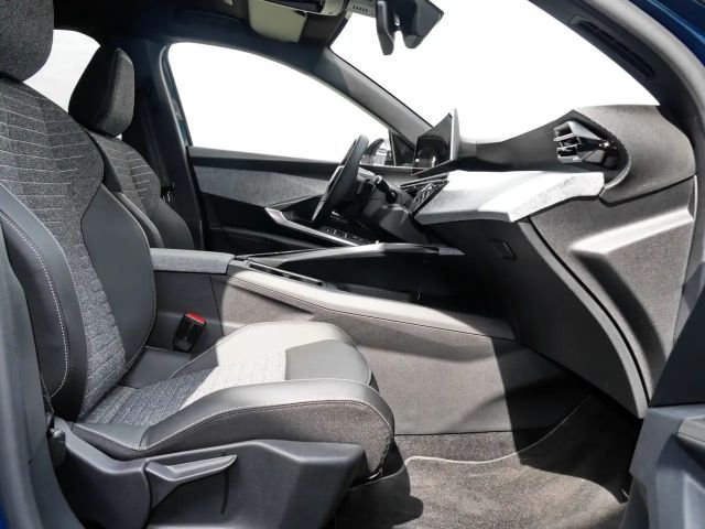 Peugeot E-3008 Allure Pack