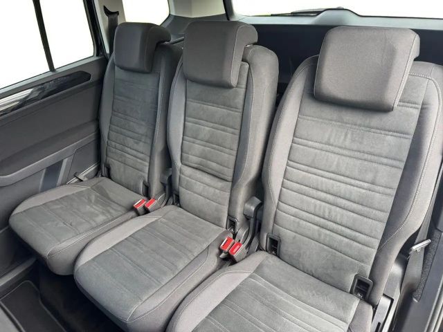 Volkswagen Touran 2.0 TDI DSG Highline