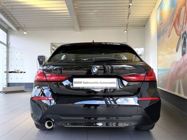 BMW 116 116i Advantage pakket Sedan