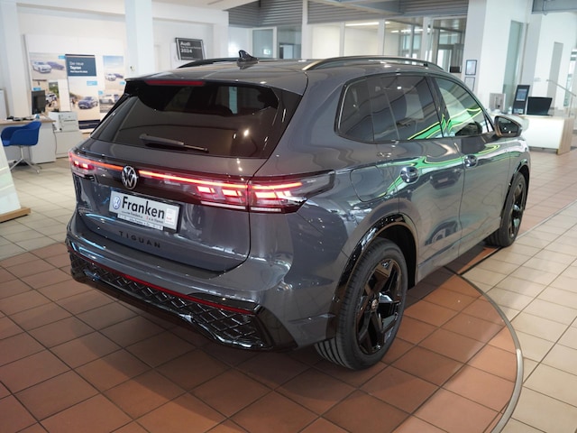 Volkswagen Tiguan DSG R-Line Style