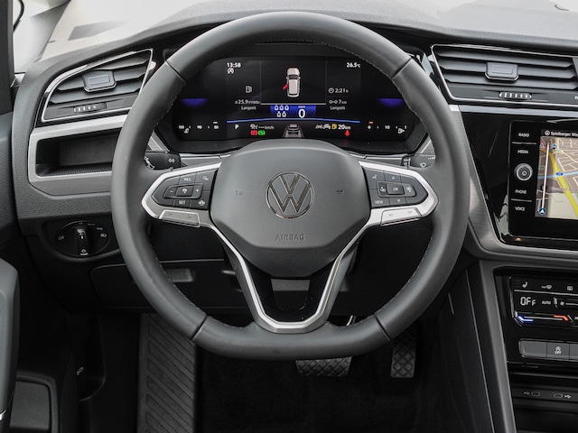 Volkswagen Touran 1.5 TSI DSG