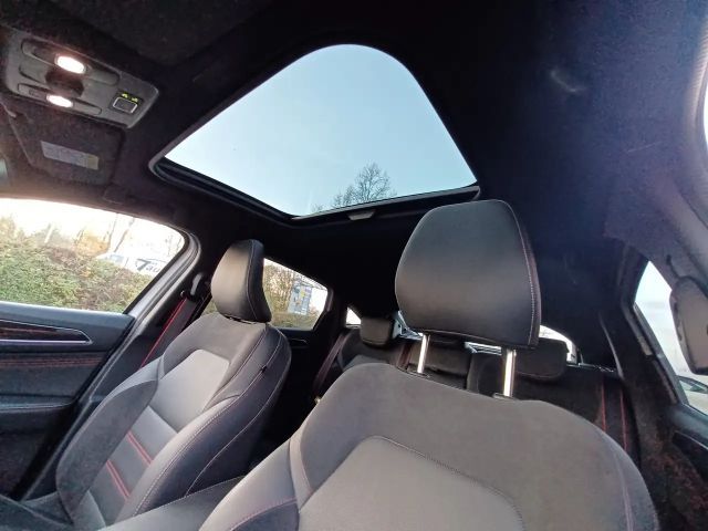 Renault Arkana E-Tech Hybrid RS