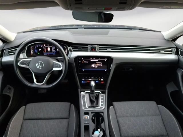 Volkswagen Passat 1.5 TSI Business DSG Variant