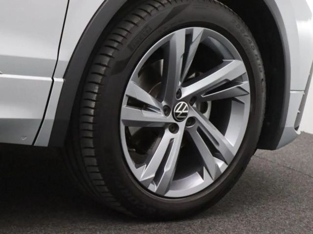 Volkswagen Tiguan 1.5 TSI DSG R-Line