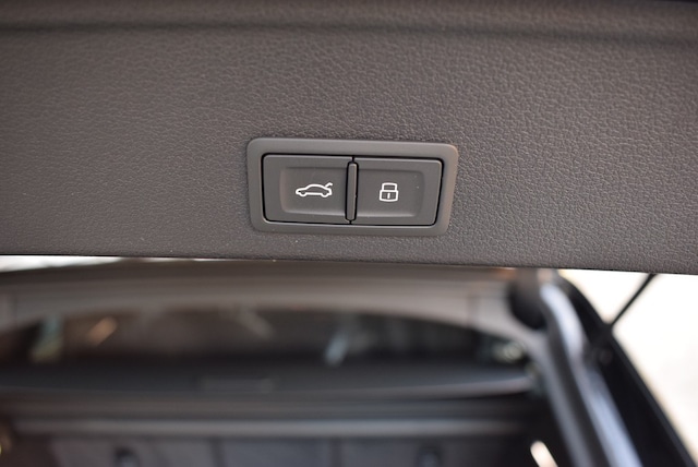 Audi A4 35 TDI Avant S-Line S-Tronic