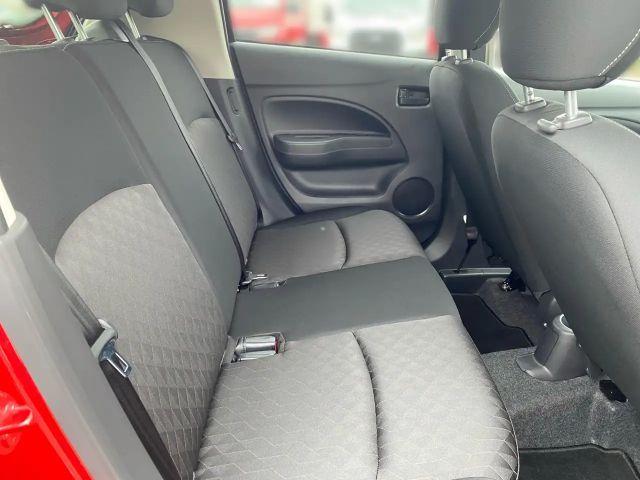 Mitsubishi Space Star Star