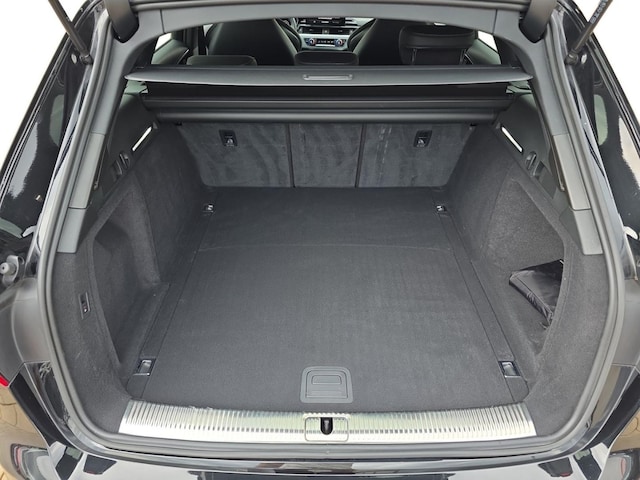 Audi RS4 Avant Quattro