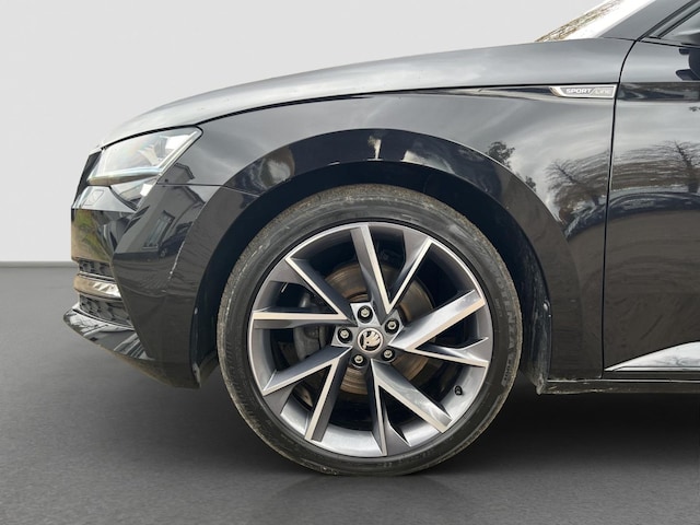 Skoda Superb Combi Sportline iV