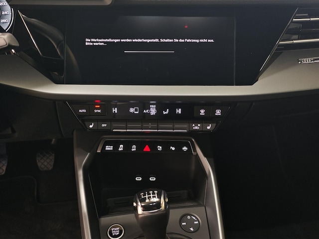 Audi A3 30 TFSI S-Line Sportback