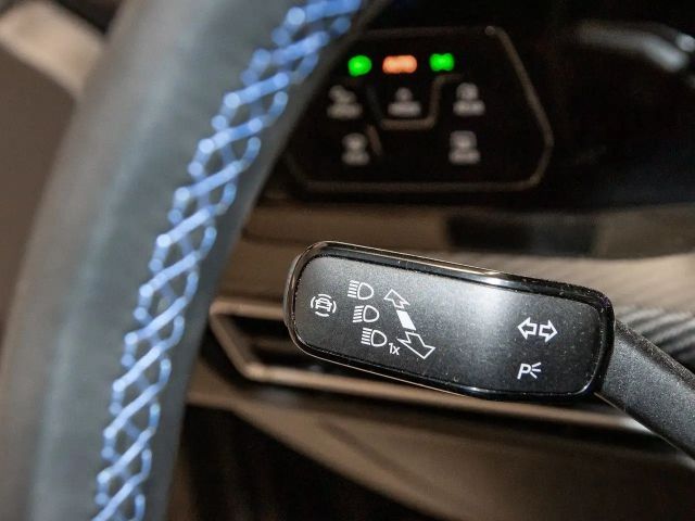 Volkswagen Golf 2.0 TSI 4Motion Golf VIII