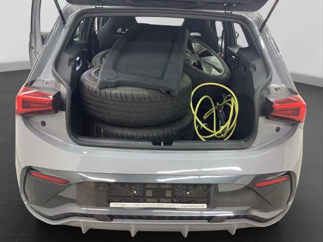 Cupra Born KAMERA NAVI SITZHZG PILOT-M ACC