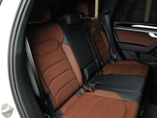 Volkswagen Touareg 3.0 V6 TDI R-Line Style