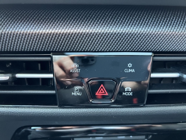 Volkswagen Golf 2.0 TSI DSG Golf VIII