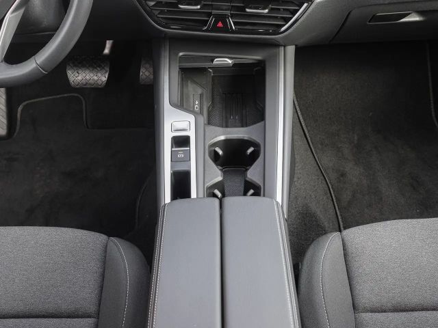 Volkswagen Passat 1.5 eTSI DSG Variant