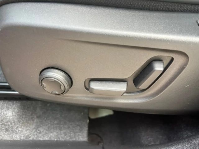 Volvo XC40 Dark Plus