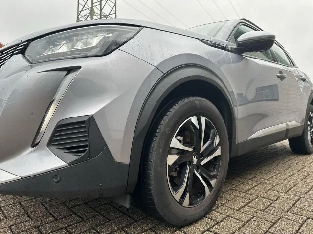 Peugeot E-2008 Allure Pack