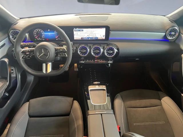 Mercedes-Benz CLA 200 AMG Line Shooting Brake